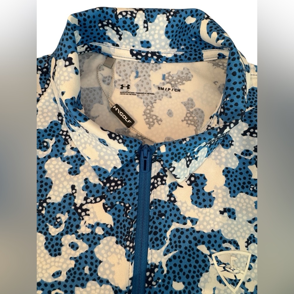 NWOT UNDER ARMOUR TopGolf Blue and White Sleeveless zip Top, size SM